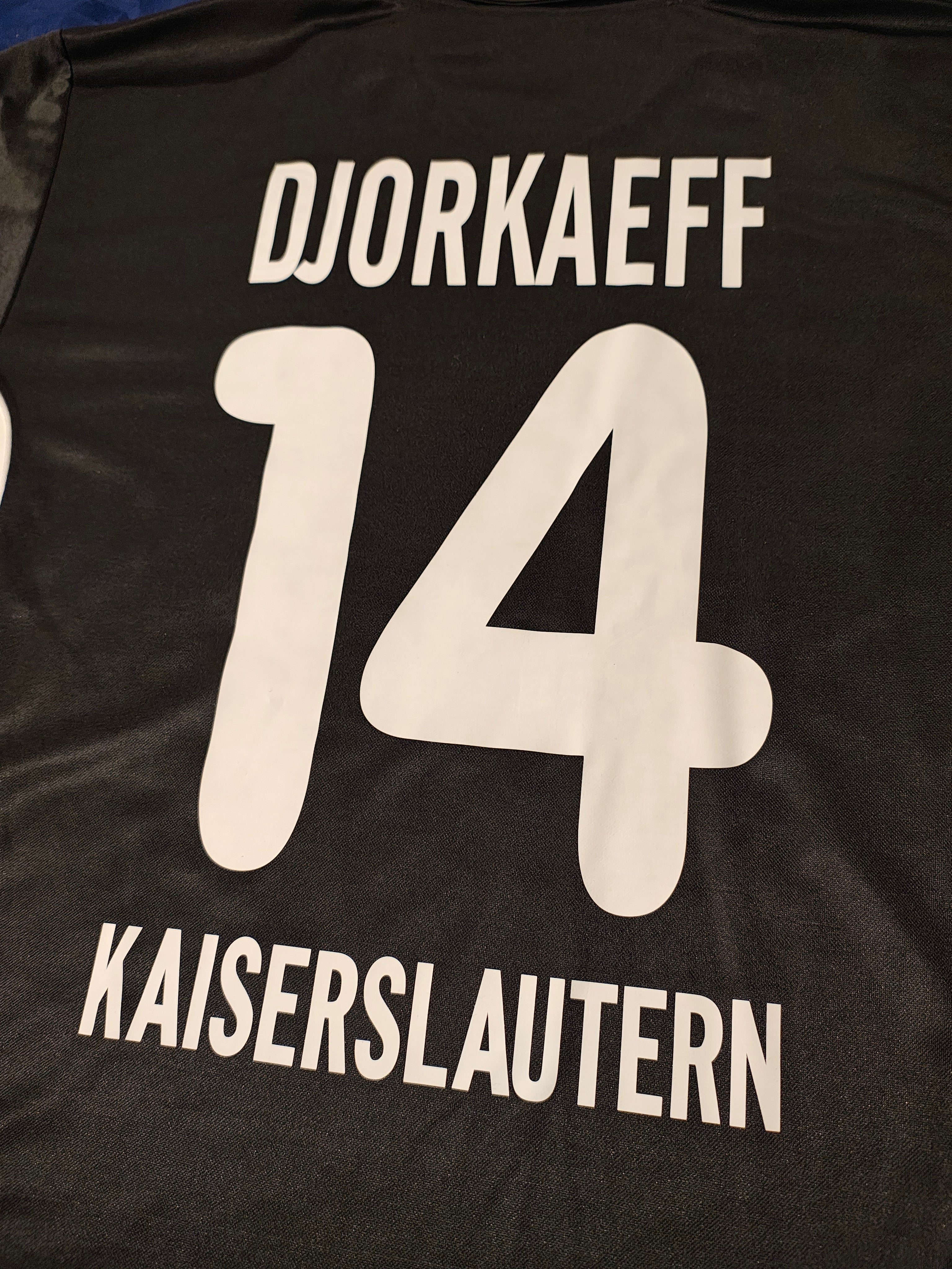 1. FC Kaiserslautern Away – Saison 00/01 - L