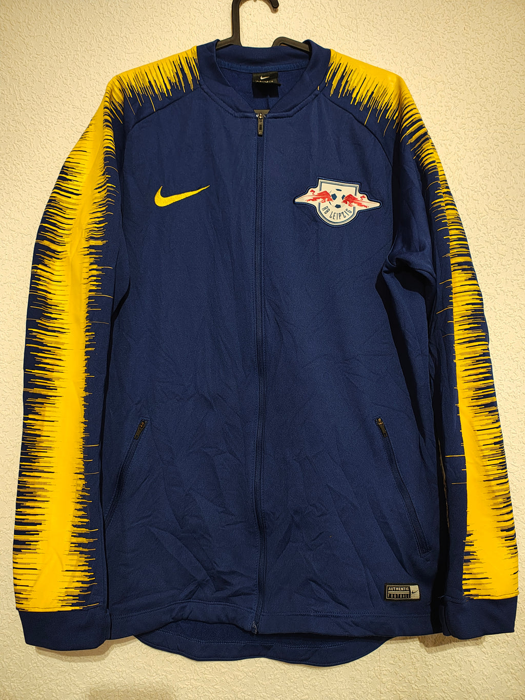 RB Leipzig Trainingsjacke – Saison 18/19 - M