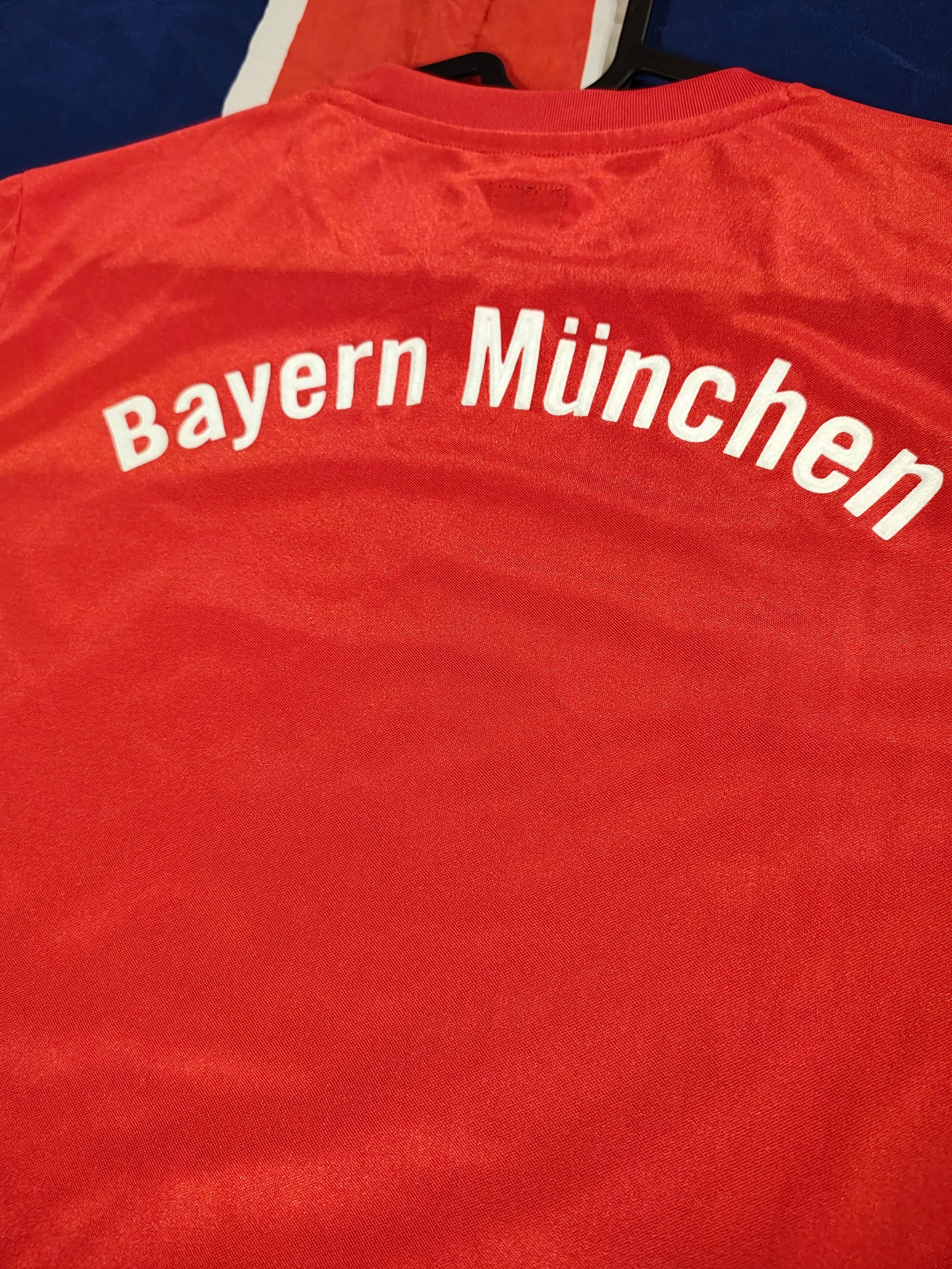 Bayern München Home – Saison 82/83 (reissue 2007) – L