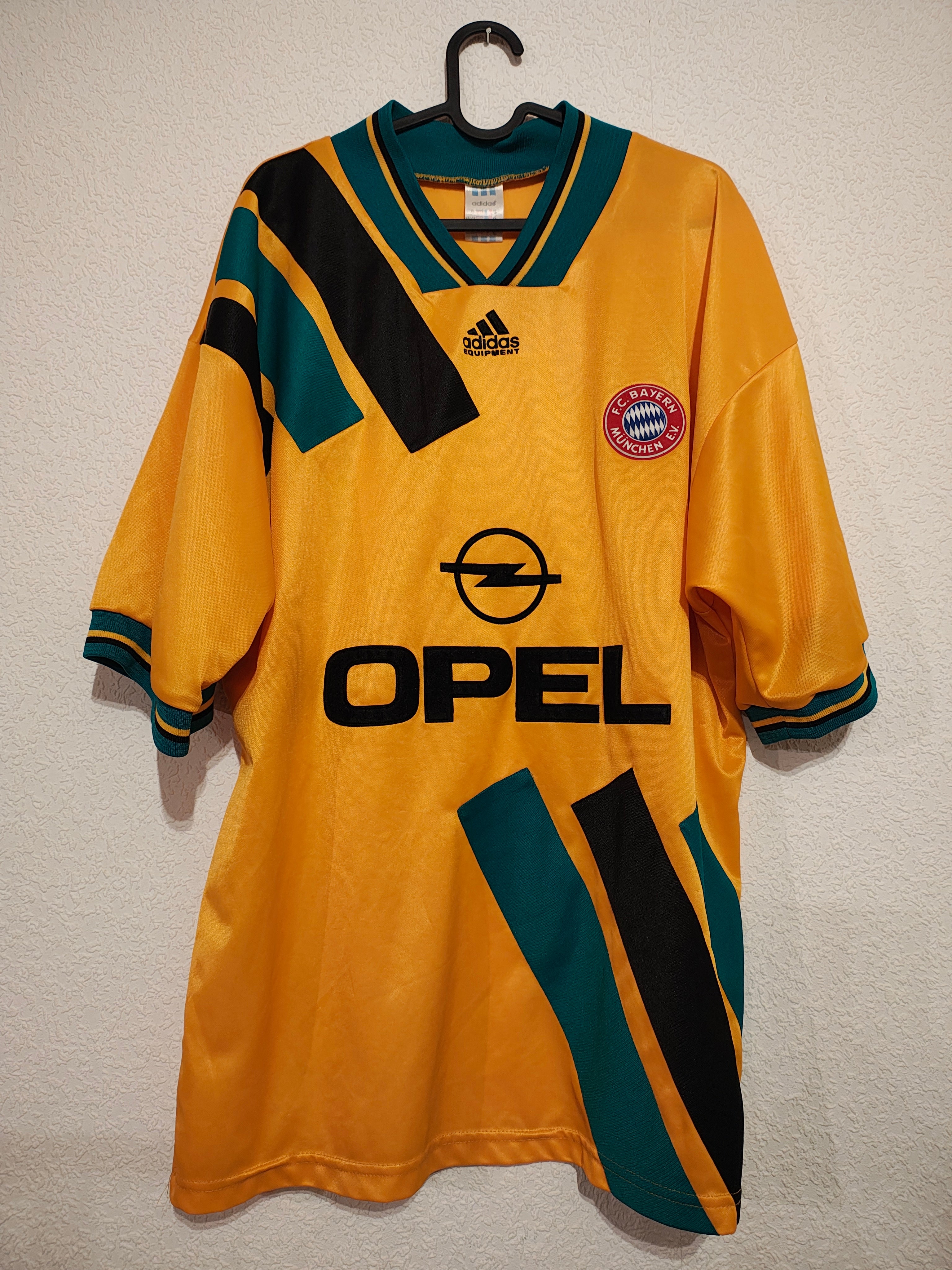 Bayern München Away - Saison 93/96 - XL