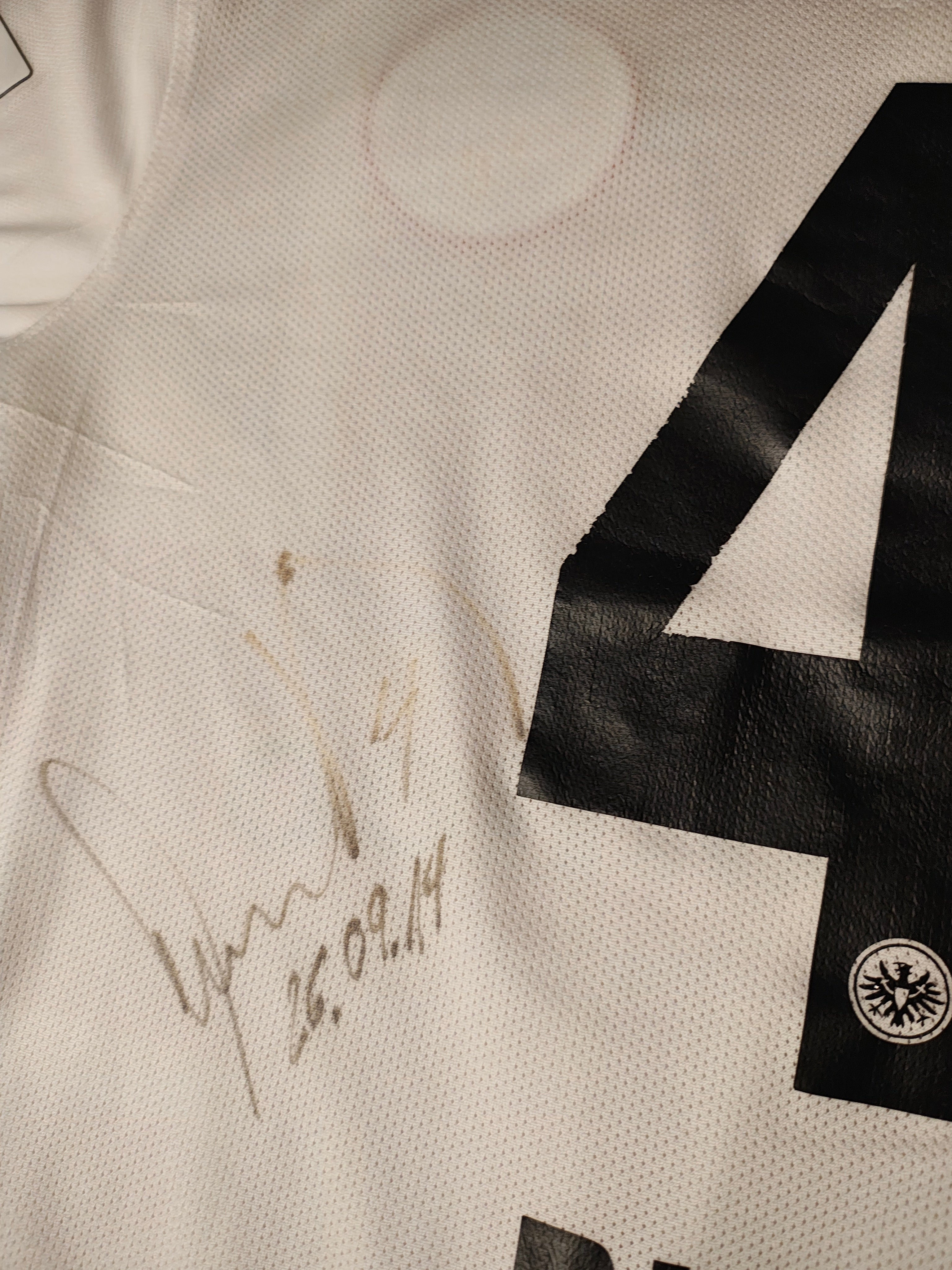 Eintracht Frankfurt Away Player Issue – Saison 14/15 - XL
